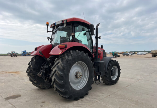 Traktori 2015 Case IH Puma 160 CVX 4×4 (Case IH Puma 160 CVX 4×4)