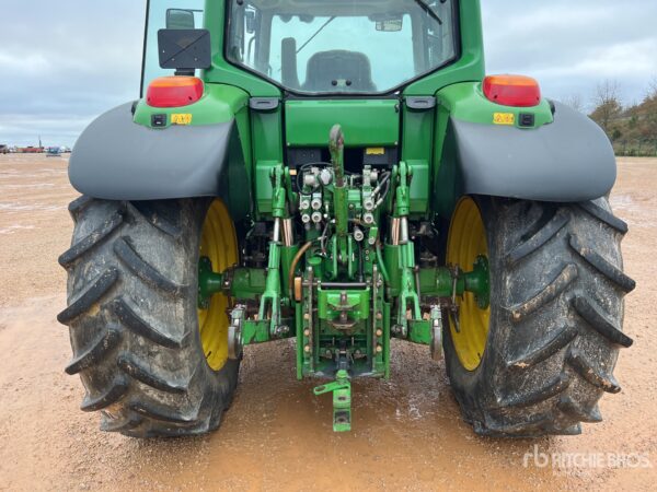 698b6693-4f03-49a3-b17c-612f8ee82799-hr